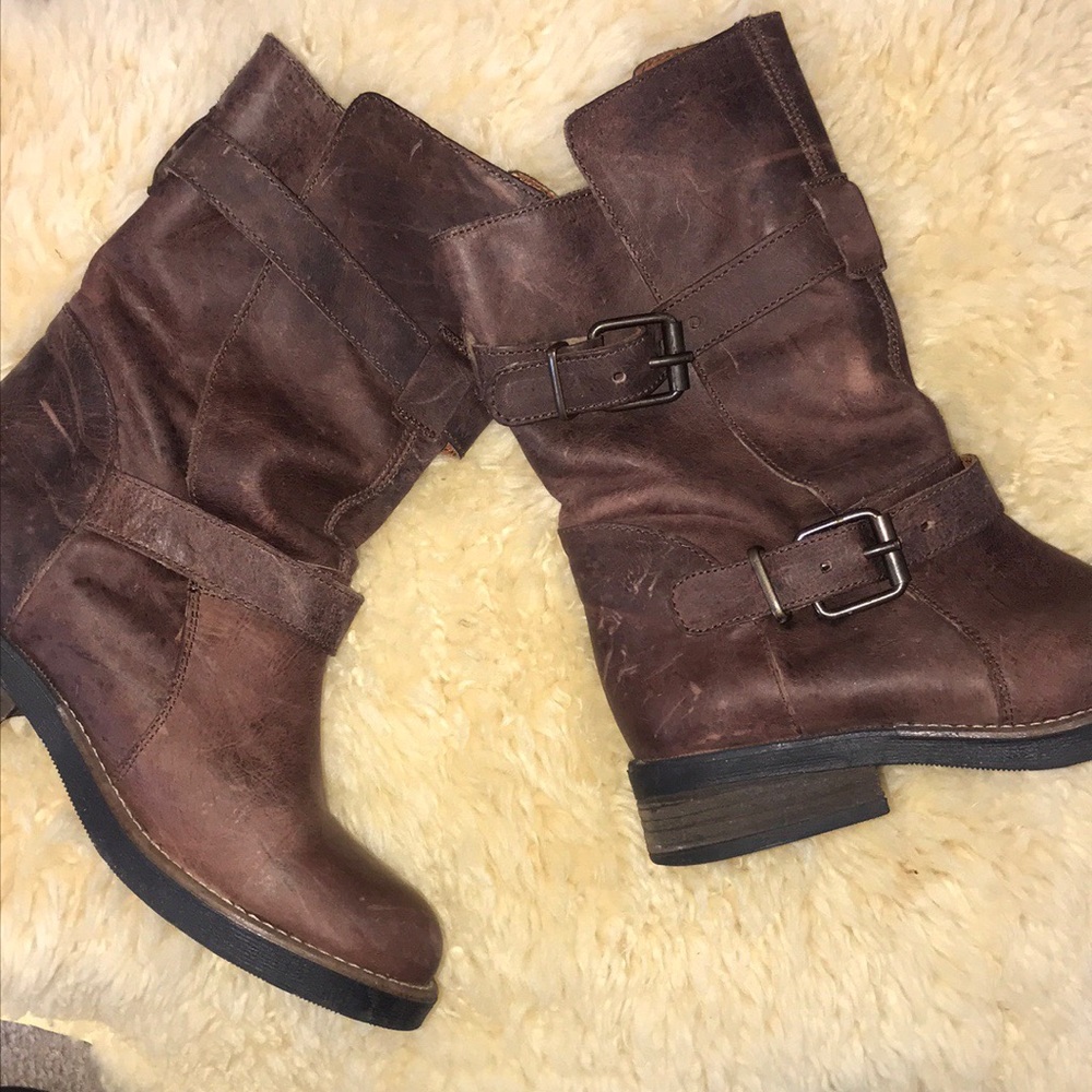 Steve Madden Mercyyy boot in cognac lea.